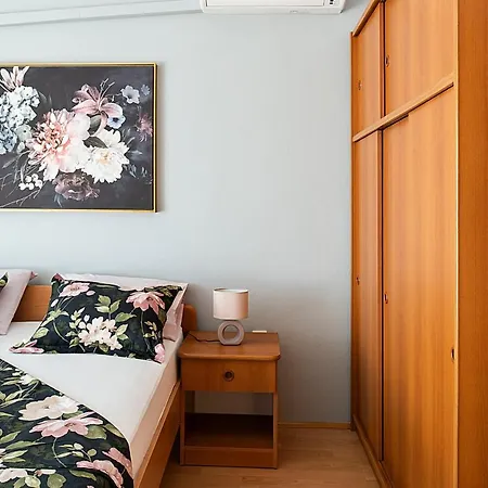Jimy Apartment