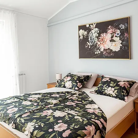 Apartment Jimy *