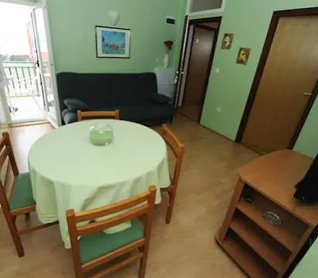 Jimy Apartment