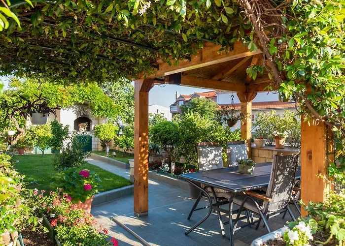 极米公寓 * 希贝尼克